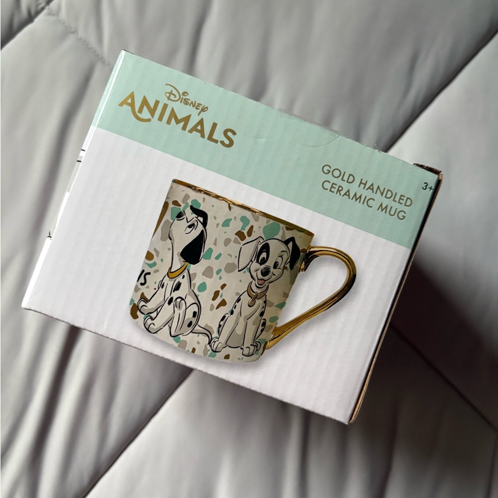 Disney Animals Gold Handled Ceramic Mug 101 Dalmatians